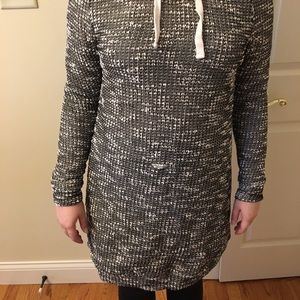 Fabletics sweatshirt